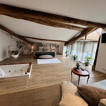 Les Bruyeres Dhotes Et