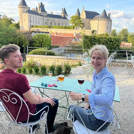 Les Bruyeres Dhotes Et Bed & Breakfast