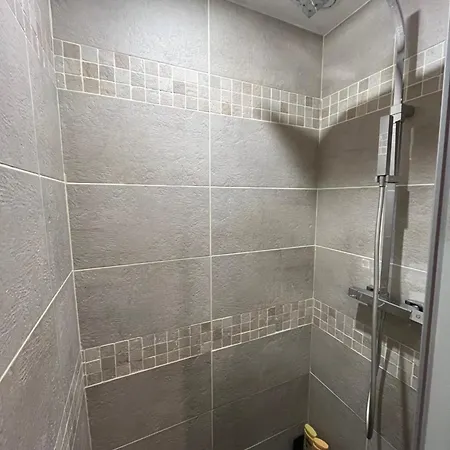 Les Bruyeres Dhotes Et 4*