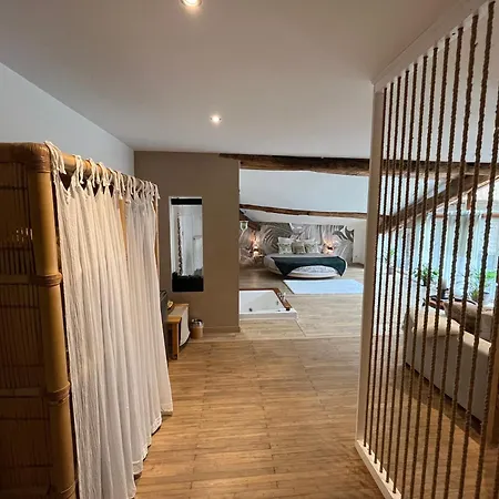 Bed & Breakfast Les Bruyeres Dhotes Et 4*