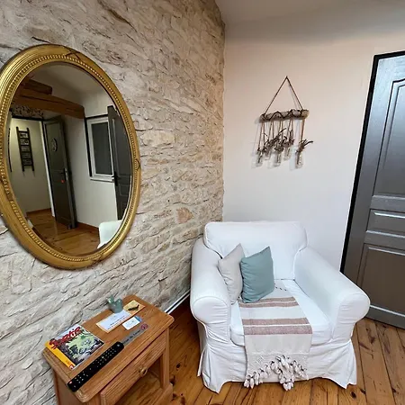 Les Bruyeres Dhotes Et Verteuil-sur-Charente