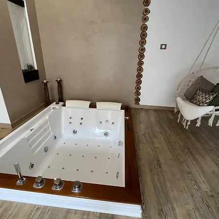 Les Bruyeres Dhotes Et Nocleg ze śniadaniem 4*