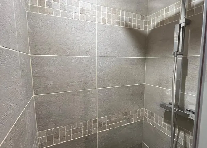 Les Bruyeres Dhotes Et 4*