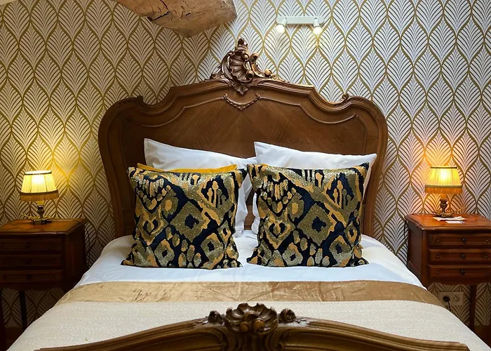 Les Bruyeres Dhotes Et Bed and breakfast